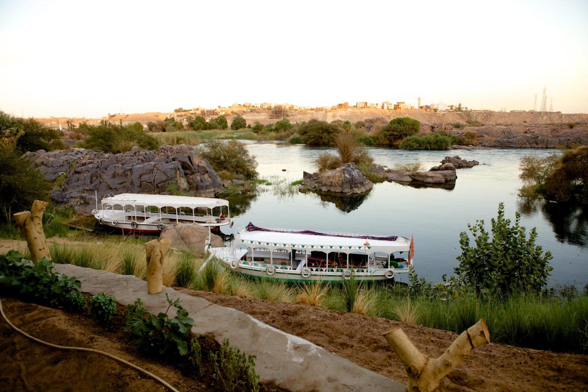 אסואן Hadouta Masreya Nubian Guest House מראה חיצוני תמונה