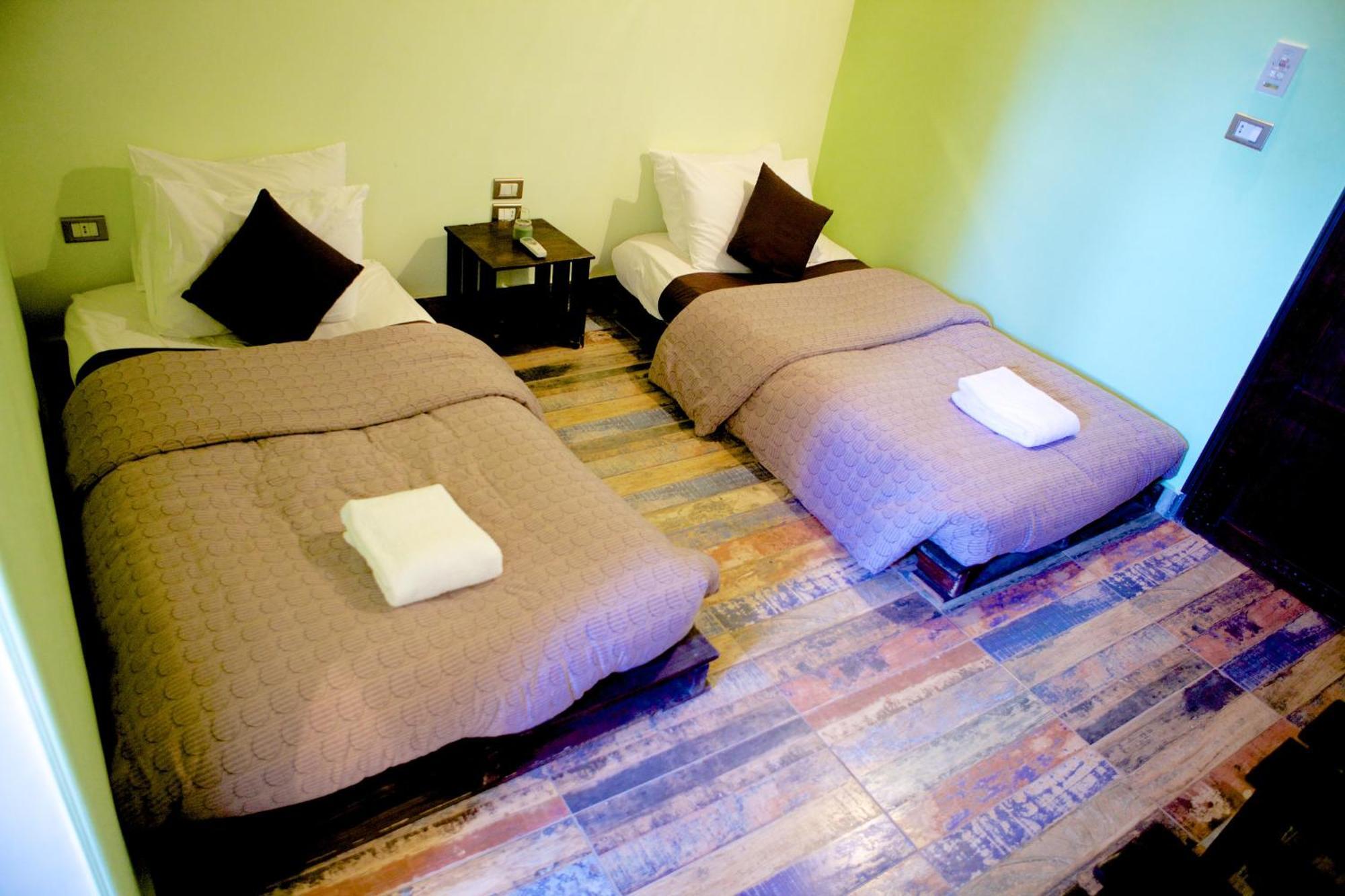 אסואן Hadouta Masreya Nubian Guest House מראה חיצוני תמונה