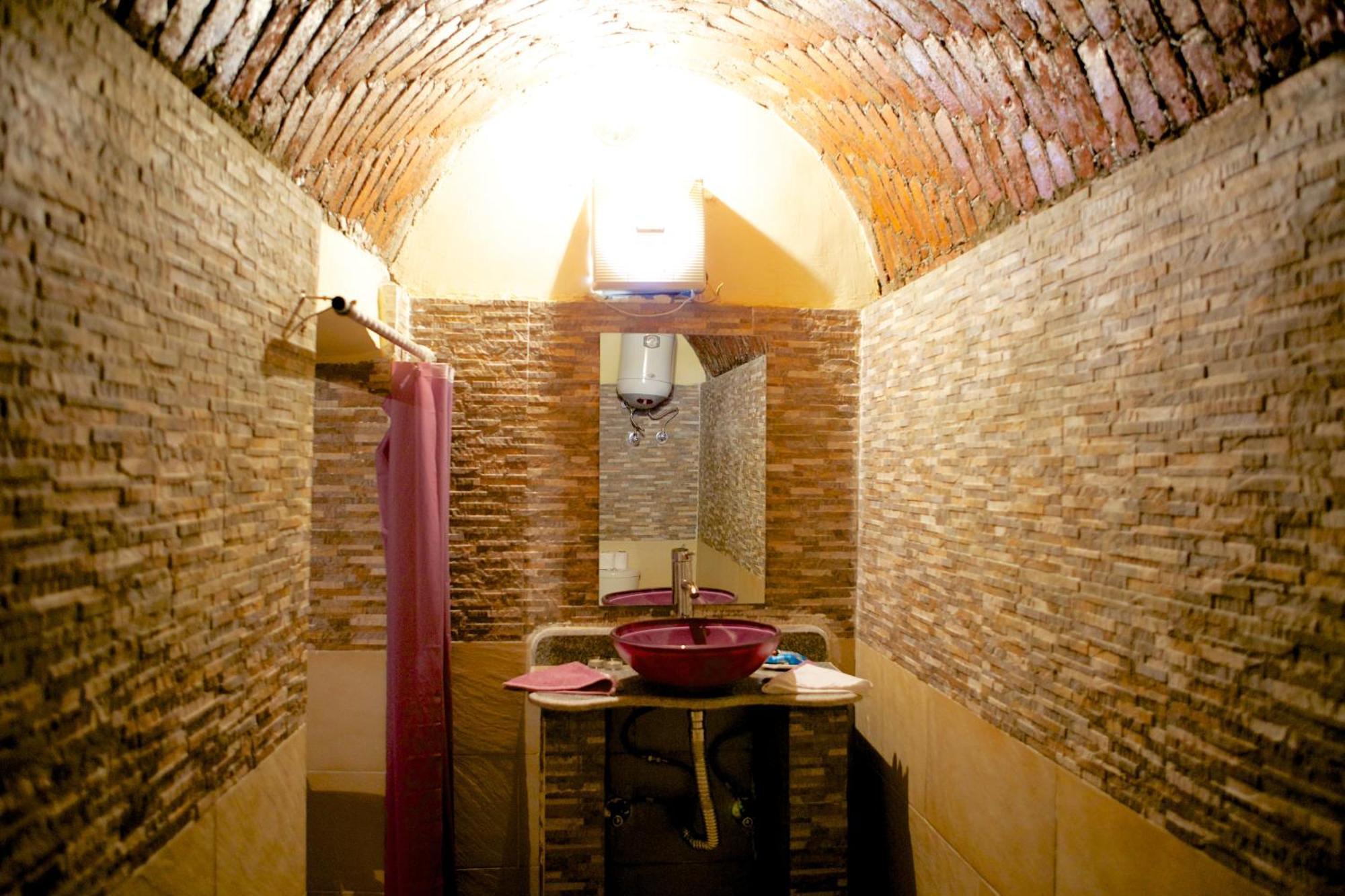 אסואן Hadouta Masreya Nubian Guest House מראה חיצוני תמונה