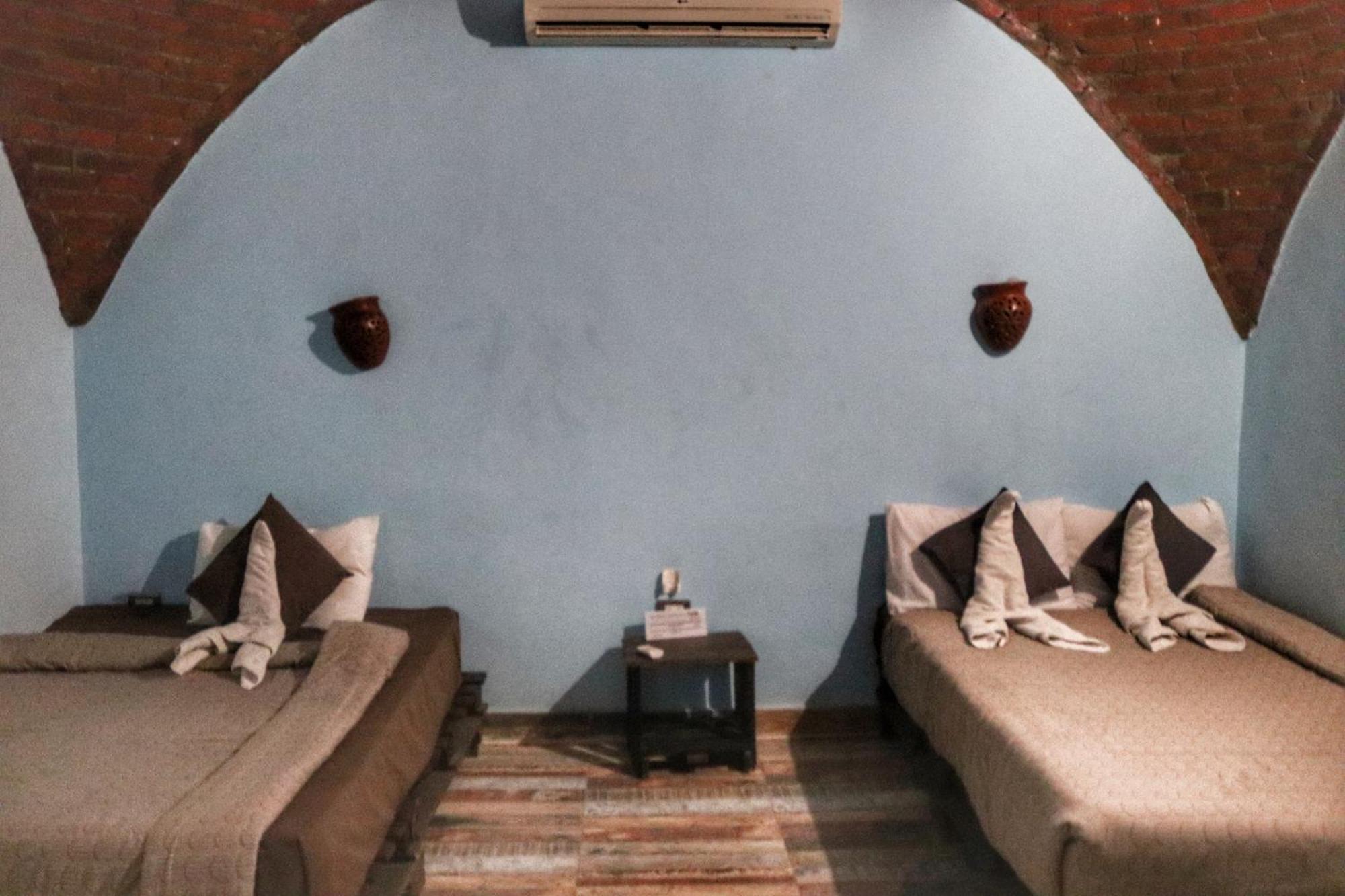אסואן Hadouta Masreya Nubian Guest House מראה חיצוני תמונה